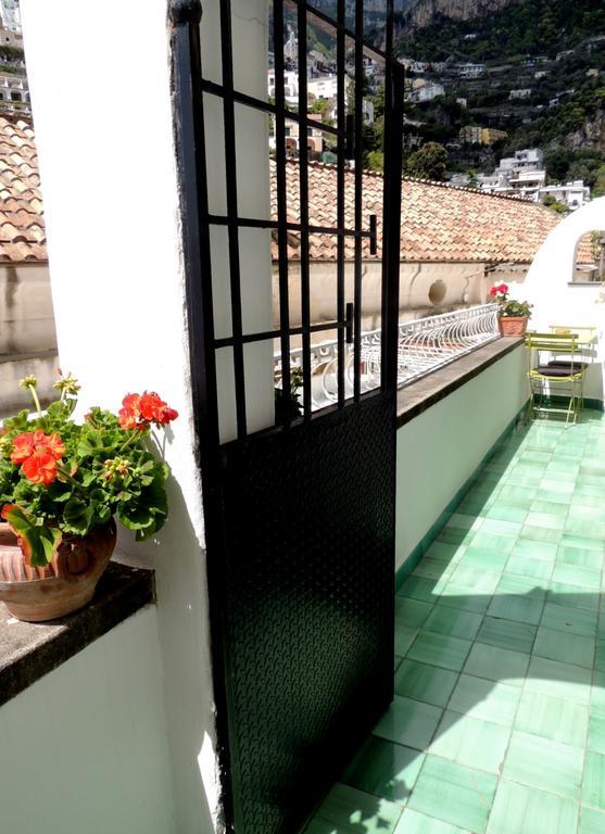 La Tavolozza Residence Positano Exterior foto